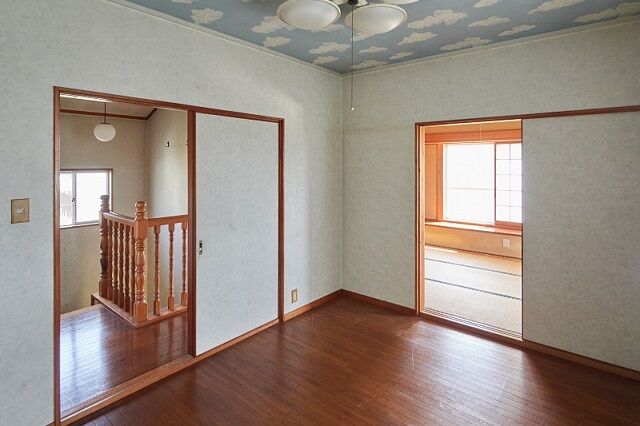 フローリング上張り